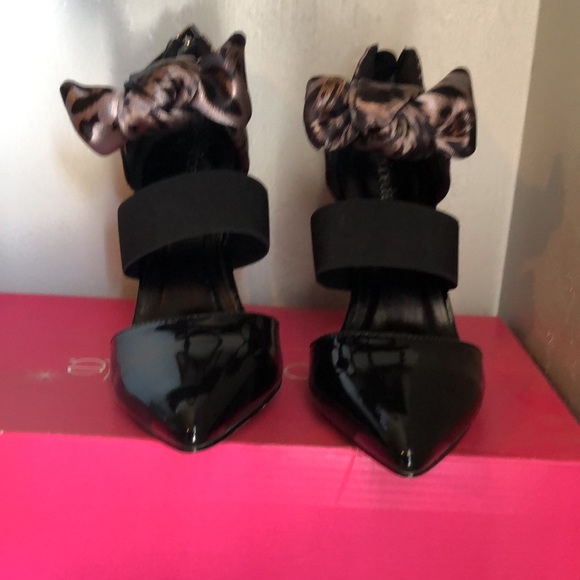 Lupita by Shoedazzle leopard/black heels. Size 6.5 - Picture 6 of 6